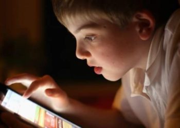 ეკრანდამოკიდებულება – 21-ე საუკუნის სენი