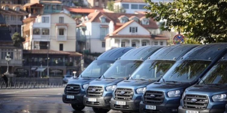 მიკროავტობუსებში პიკის საათის დროს მგზავრებს ფეხზე დგომის უფლება ექნებათ