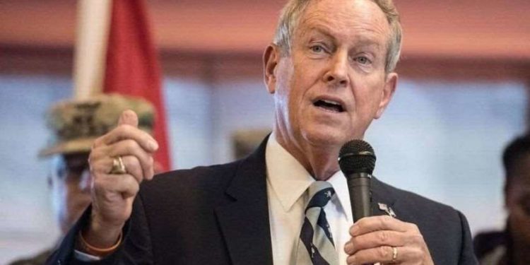 კონგრესმენი ჯო ვილსონი: ჩემი სამი შვილი მსახურობდა ქართველ ჯარისკაცებთან ერთად ერაყსა და ავღანეთში. მათ მითხრეს: „ჩვენ შეგვიძლია ქართველების იმედი გვქონდეს და მათ დავეყრდნოთ“