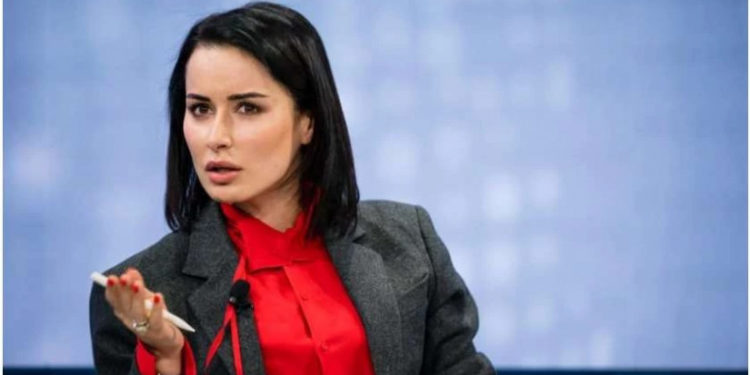 „მთელ რუსეთში დუნდულების გასადიდებელი იმპლანტები გაქრა!“ – თინა კანდელაკი აღშფოთებულია