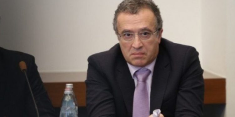 ქიბარ ხალვაში ნიკა გვარამიასგან და კახა დამენიასგან 6,7 მილიონ ლარს ითხოვს