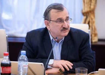 რა ქნას ელენე ხოშტარიამ, უთხრას მამამისს, რომ რუსეთში დატოვოს ეს ქონება და პუტინის რეჟიმს მოხმარდეს?