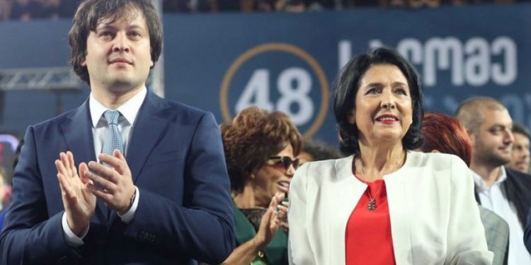 “საპრეზიდენტო კამპანიის დროსაც ვერ ვიგებდით რა უნდოდა, როდის, რას, რატომ ამბობდა”  – კობახიძე ზურაბიშვილზე 