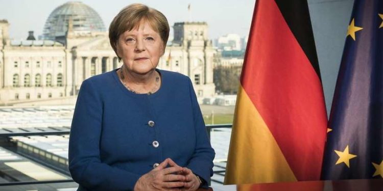 ანგელა მერკელი მზადაა, რუსეთსა და უკრაინას შორის შუამავლის როლი შეასრულოს 