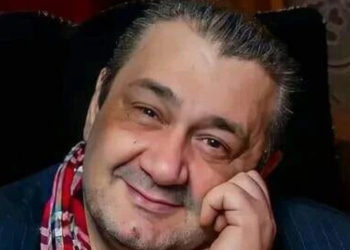 მამუკა ონაშვილის საფლავს თეთრი ძაღლი არ შორდება