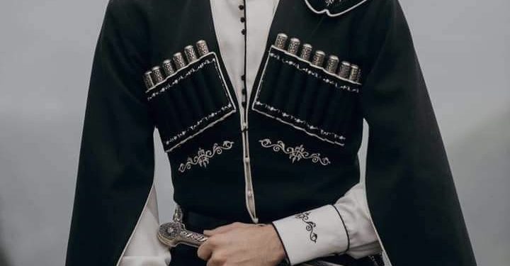 “ფაფანაკი” – ბრენდი, რომელიც ქართულ ეროვნულ სამოსს თანამედროვეობას უთავსებს