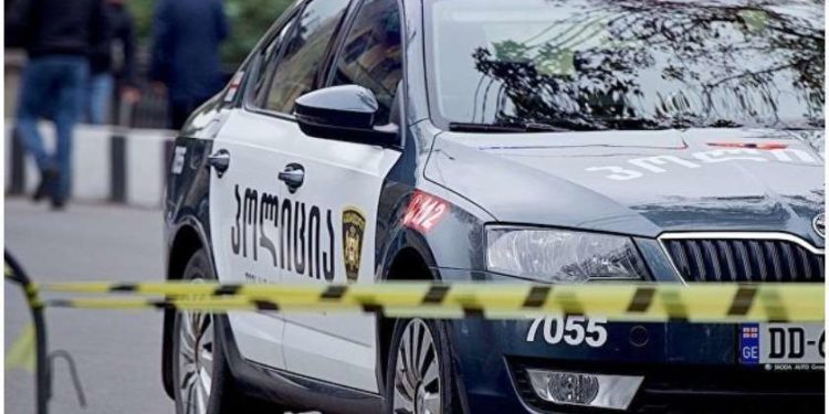 მუხიანში საცხოვრებელ ბინაში 20 და 21 წლის ბიჭების ცხედრები იპოვეს