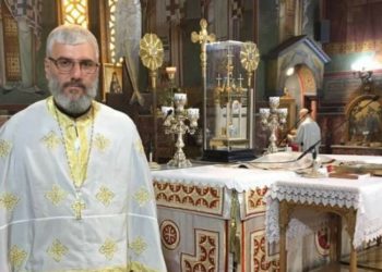 ქუთაისი-სამტრედიის გზაზე ავარიისას, დეკანოზი ალექსი როხვაძე და მისი 8 წლის შვილი დაიღუპნენ