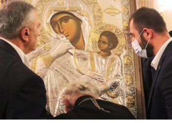 21 სექტემბერს მახათას მთაზე სადღესასწაულო წირვაზე ათონის მთიდან ჩამობრძანებული ღვთისმშობლის სასწაულთმოქმედი ხატის, – „მანუგეშებლის“ ასლს დააბრძანებენ