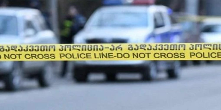 დაკავებული მამაკაცებიდან ერთ-ერთს მცირეწლოვანი შვილი გარეთ ელოდებოდა – მონაზვნის ცემის საქმე