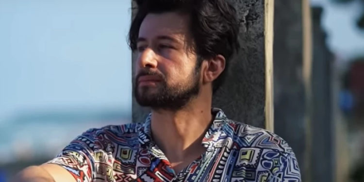 ,,ემიგრანტი დედა არ უნახავთ 5-7 წელია… ფეხსაცმელში 500 ლარს აძლევენ და 150 ლარიანი ფრენა ვერ შეიძინეს?” – რას წერს გურამ შეროზია