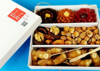 „ტყლაპის და ჩირ-თხილეულისგან შექმნილი ნაძვი, გირლიანდა, ყვავილების თაიგული“ – რას სთავაზობს „ძაან“ მომხმარებელს