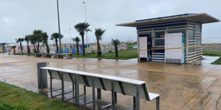 ბათუმში, ბატუტზე დაშავებული მეორე ბავშვი სამკურნალოდ თურქეთში გადაიყვანეს