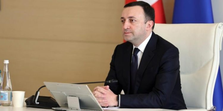 დედებს ვთხოვ, ნუ გამოაყენებინებენ თავს პოლიტიკოსებს, ნუ მიიღებენ პოლიტიკურ კამპანიაში მონაწილეობას – ღარიბაშვილი