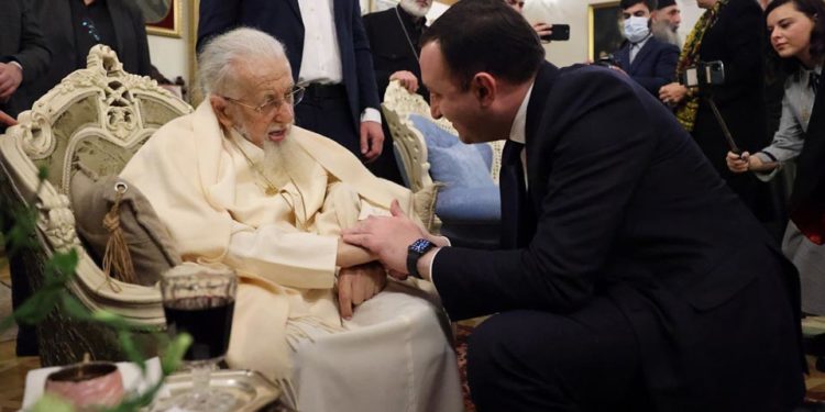 პატრიარქი გამოკითხულთა 91%-ს მოსწონს, 53%-ს კალაძე, 48%-ს ზურაბიშვილი, 43%-ს ღარიბაშვილი – IRI-ს კვლევა