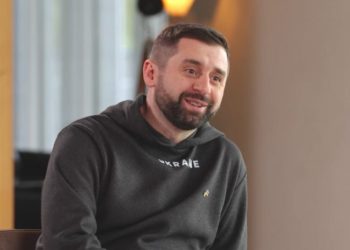 “მრცხვენია, რომ არ მახსოვს ქართული… ახლა ვსწავლობ, კვირაში რამდენიმე გაკვეთილი მაქვს” – არახამია