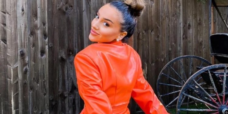 ნუცა ბუზალაძემ ამერიკულ მუსიკალურ კომპანიასთან კონტრაქტი გააფორმა