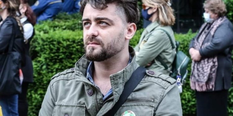 წასვლაზე განცხადება 1-ელ მაისს დაწერა, კავშირში ვერ იქნება სავიზოს მოხსნასთან – TAV Georgia ფხალაძეზე