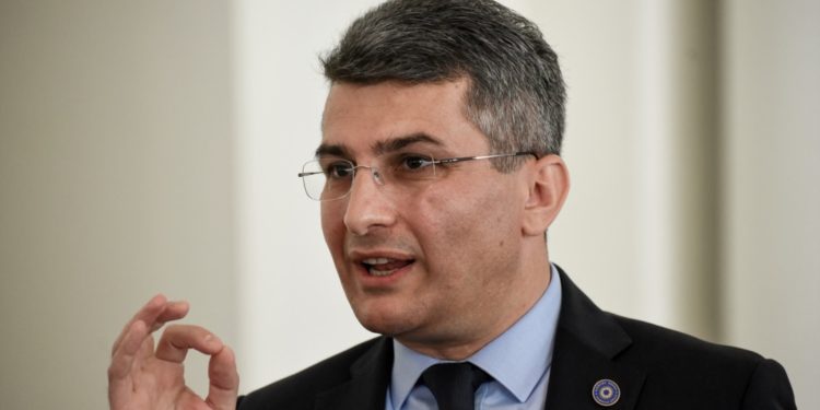 მდინარაძე აზიმუტზე: მარტო იმიტომ ღირდა ფრენების აღდგენა, რუსულ კომპანიებს ეს ჩაესწორებინათ