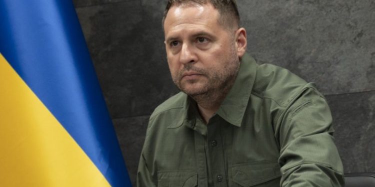 “ზოგიერთს, როგორც ჩანს, დაავიწყდა ტრაგედია გორში” – ერმაკი ფრენების აღდგენაზე