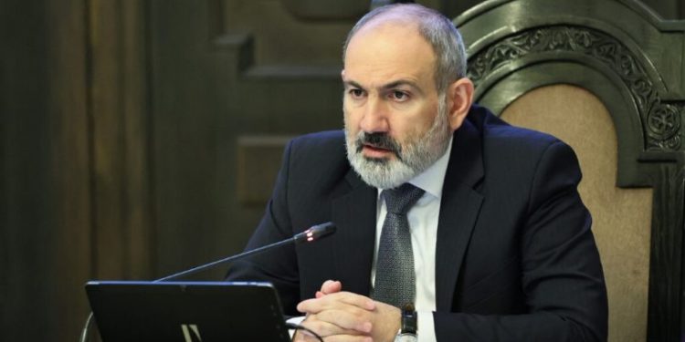 სომხეთი მზადაა აზერბაიჯანის ტერიტორიული მთლიანობა ყარაბაღთან ერთად აღიაროს – ფაშინიანი