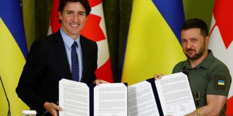 კანადა უკრაინის ნატოში გაწევრიანებას მხარს უჭერს – ხელმოწერა ერთობლივ დეკლარაციაზე