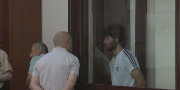 15 წლის გოგოს მიმართ სექსუალურ დანაშაულში ბრალდებულს პატიმრობა შეეფარდა