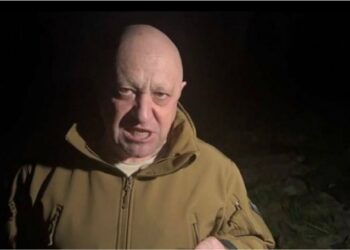 “მესაზღვრეები ჩვენს მებრძოლებს ეხუტებოდნენ” – პრიგოჟინი ამბობს, რომ როსტოვში შედიან