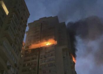 რუსებმა კიევში საცხოვრებელი კორპუსი დაბომბეს