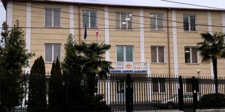 სამეგრელოში, არასრულწლოვანთან სქესობრივი დანაშაულისთვის დაკავებულ 53 წლის კაცს პატიმრობა შეეფარდა