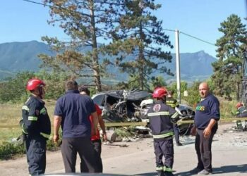 ხაშურში, სოფელ ოსიაურში, ავტომანქანა და ტრაილერი ერთმანეთს შეეჯახნენ