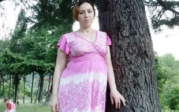 თბილისში, 35 წლის მშობიარე ქალის გარდაცვალების საქმეზე სასამართლომ ორი პირი დამნაშავედ ცნო