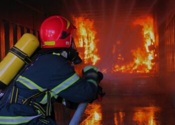 გორში საცხოვრებელ სახლში ხანძარი გაჩნდა – დაშავდა 2 ადამიანი