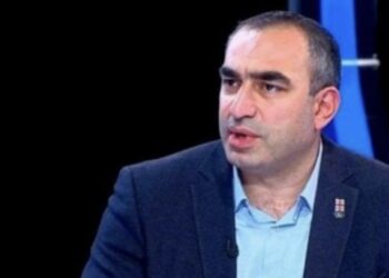 არცერთი ოპოზიციონერი პოლიტიკოსი არ ჩასულა დღემდე რაჭაში, არც სტიქიური უბედურების ადგილი უნახავთ, არც გარდაცვლილთა და დაკარგულთა ოჯახის წევრებს დაკავშირებიან, მშვიდად ისვენებენ და იქიდან აკეთებენ სამარცხვინო კომენტარებს – ვლადიმერ ბოჟაძე