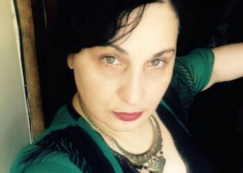 “ორკილომეტრიანი ენა რომ აქვს გადმოგდებული იმ ჯელაძეს და გმირი ვარო, გაკივის, მართლა ნუ გვამეტებს თავს“ – ნინო ჯღარკავა