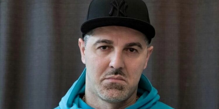 „დამირეკეს და მითხრეს, ციფრი დაასახელე, ნულები მიუწერე და პრობლემა არ იქნებაო, ამ ქვეყანას ჩემი სამშობლოს 20 პროცენტი აქვს ოკუპირებული და იქ როგორ უნდა წავიდე და ვიმღერო, რის ფასად?“- ლექს-სენი რუსეთიდან შეთავაზებაზე