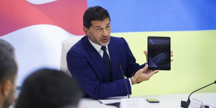 წუხელ პრობლემა შექმნა იმან, რომ სანიაღვრე ცხაურები ნაგვით იყო დაფარული… სადაც მე ვიყავი, სანიაღვრე სისტემა გამართულად მუშაობდა – კალაძე