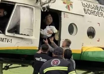 სტიქიის ზონაში ჩარჩენილი 80 ადამიანი, მათ შორის ბავშვები და ჩვილი დღეს დილით ვერტმფრენებით გამოიყვანეს