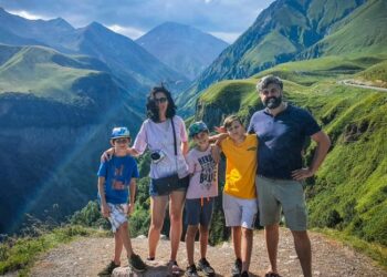 შოვში დაკარგულ ოჯახს ეძებენ