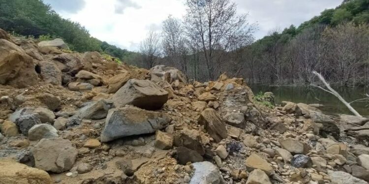 მუჟავას ადმინისტრაციულ ერთეულში, მდინარე ტებენაზე მეწყერი ჩამოწვა – წალენჯიხის მერია