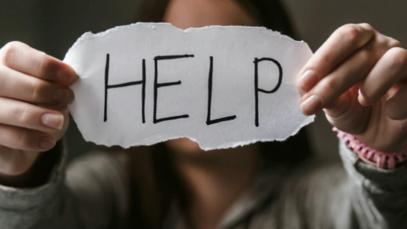 ქუთაისში ქმარმა ცოლს რამდენიმე ჭრილობა მიაყენა – ახალგაზრდა ქალი კლინიკაშია გადაყვანილი