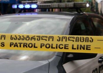 ქუთაისში 15 წლის მოზარდი მეოთხე სართულიდან გადმოვარდა და გარდაიცვალა