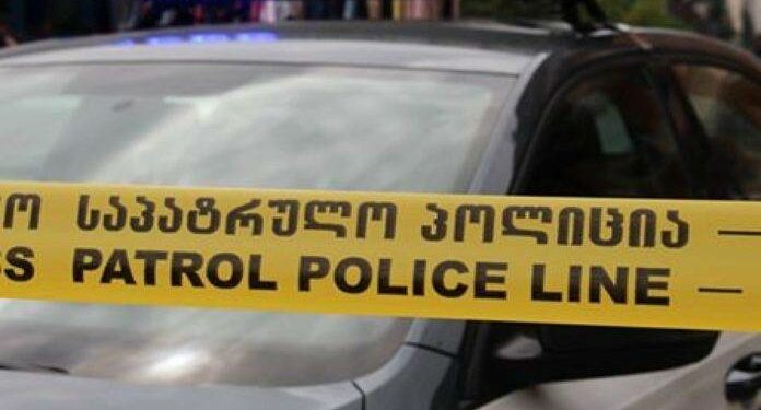 ქუთაისში 15 წლის მოზარდი მეოთხე სართულიდან გადმოვარდა და გარდაიცვალა