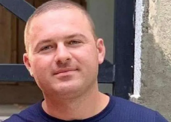 “მიწის გამო მომიკლა შვილი, ეს რა გამიკეთა…” – გურჯაანში სახანძრო-სამაშველო სამსახურის თანამშრომელი მოკლეს: რას ამბობს მოკლულის მამა?