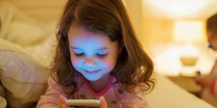 BBC – ნუ მისცემთ ბავშვებს მობილურ ტელეფონს!
