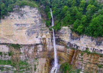 უბედური შემთხვევა ხონში – კინჩხას კანიონზე ვიზიტორს ფეხი დაუცურდა, გადავარდა და დაიღუპა