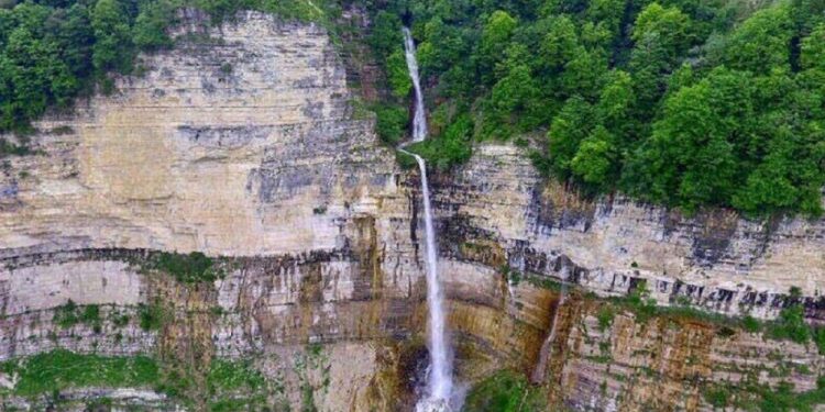 უბედური შემთხვევა ხონში – კინჩხას კანიონზე ვიზიტორს ფეხი დაუცურდა, გადავარდა და დაიღუპა