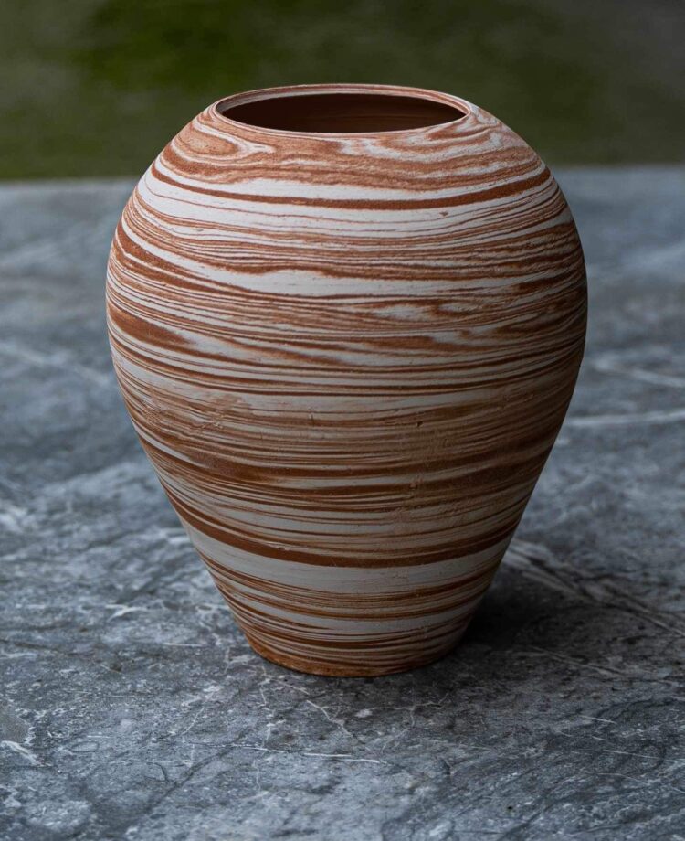 „ახალგაზრდების ინტერესი ძალიან დიდია“ – კერამიკოსი ლევან გელოვნიშვილი