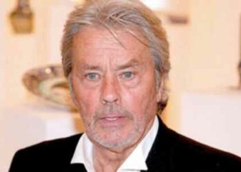 ,,ერთსექსიანთა ქორწინებას არ ვებრძვი, ჯანდაბამდე გზა ჰქონიათ. მე მხოლოდ მათ მიერ შვილების აყვანის წინააღმდეგი ვარ” – ალენ დელონი