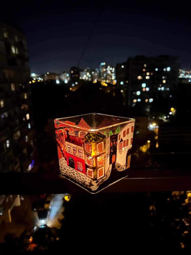 „შუშაზე ხატვა, ჯერჯერობით, საქართველოში ფართოდ გავრცელებული არ არის“ – თამუნა ლორია